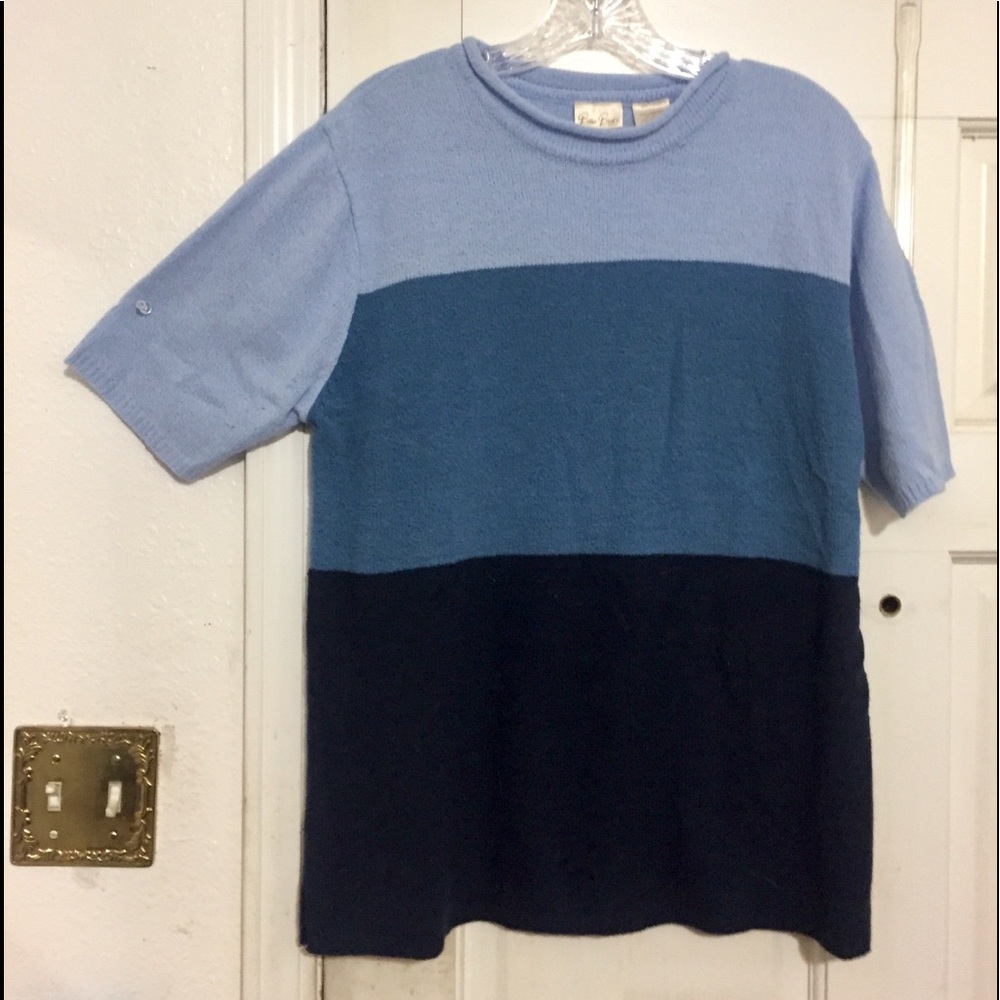 Bundle 2-shades of blue & black knit t-shirts.EUC